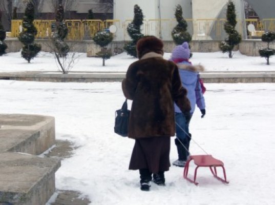 Februarie debutează cu ploi, lapoviţă şi ninsoare slabă, în Dobrogea